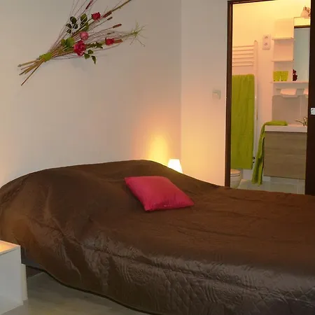 Bed & Breakfast Chartrouzen Chambre D'hote *