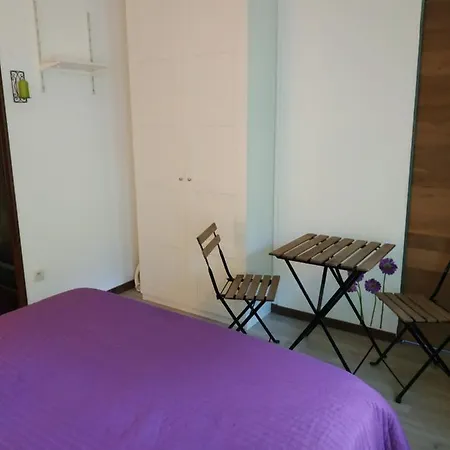 Chartrouzen Chambre D'hote Bed & Breakfast *